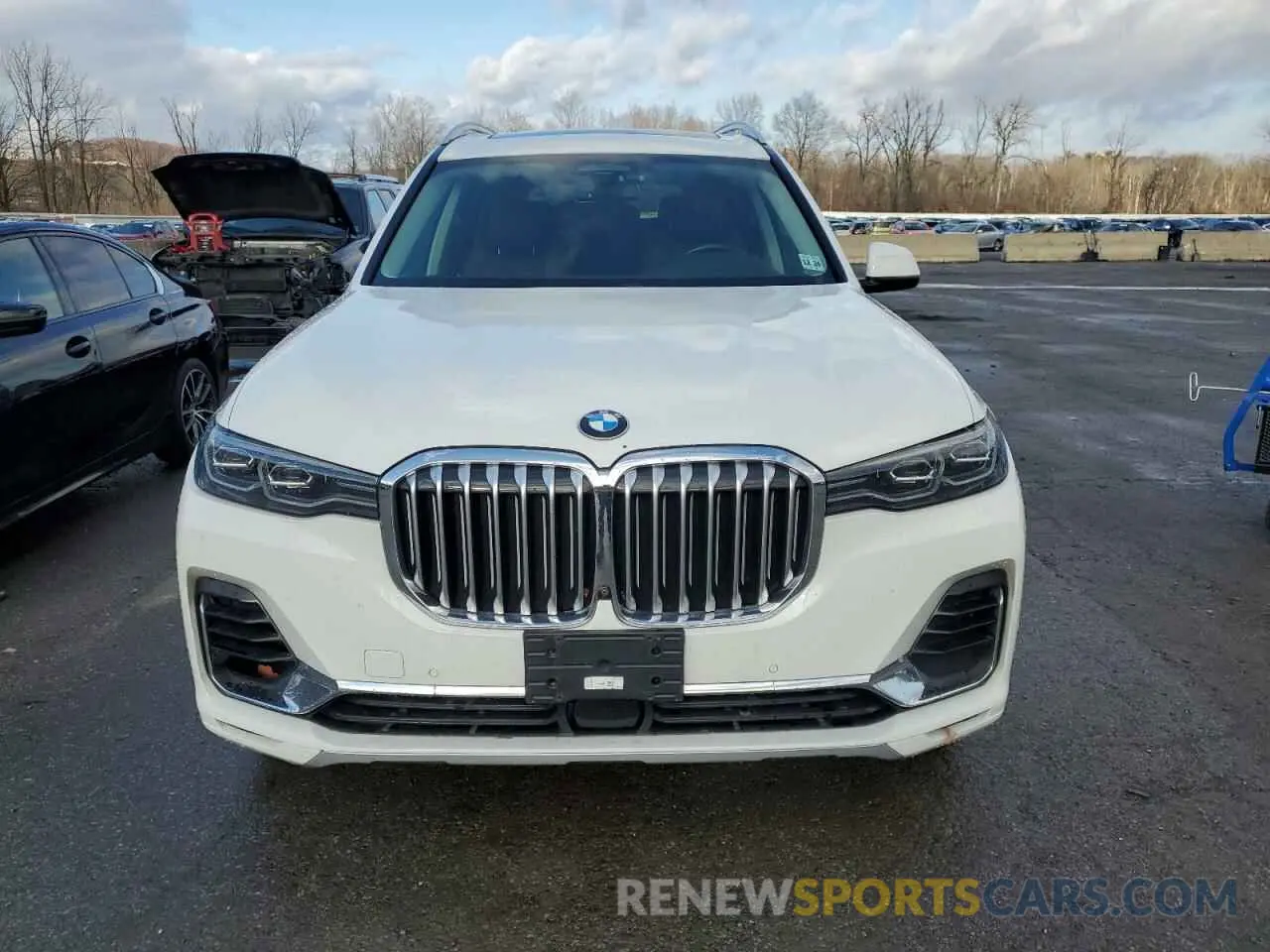5 fotografías del automóvil dañado 5UXCW2C00L9B16433 BMW X7 2020