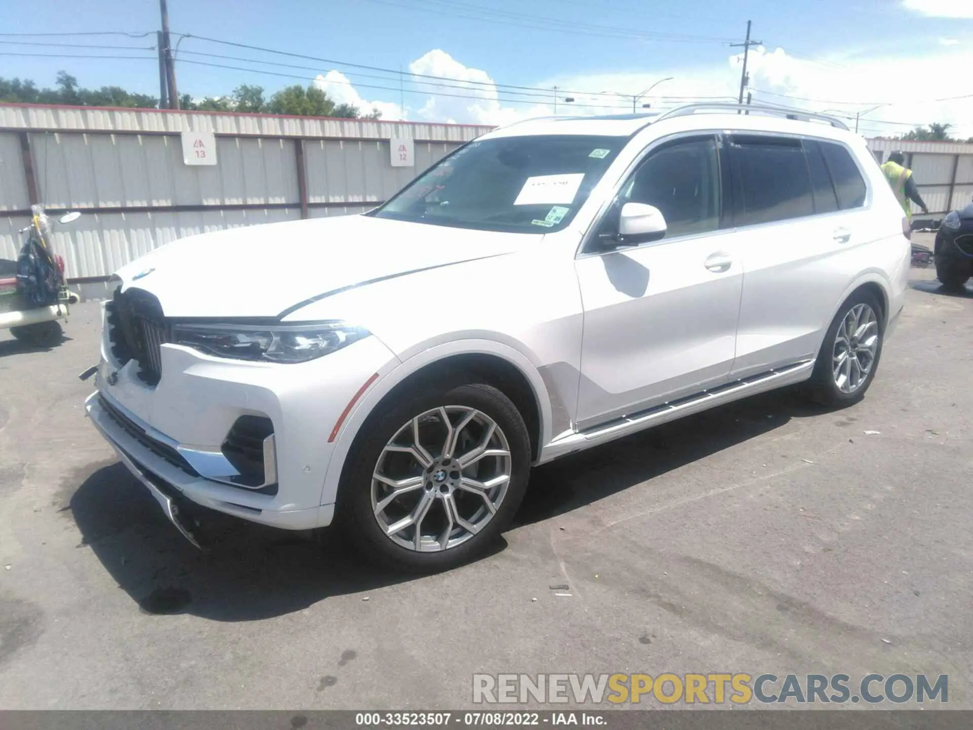 2 fotografías del automóvil dañado 5UXCW2C00L9B23348 BMW X7 2020