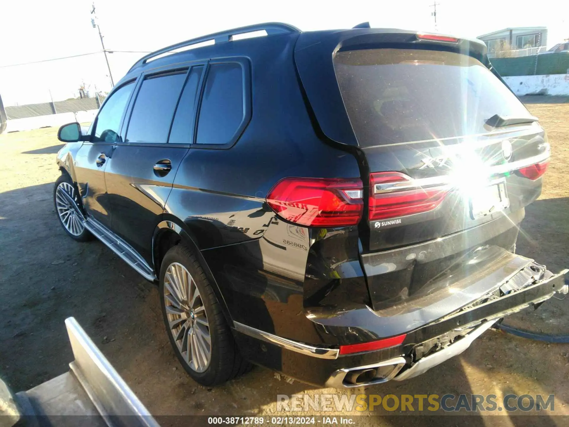 3 fotografías del automóvil dañado 5UXCW2C01L9C64039 BMW X7 2020