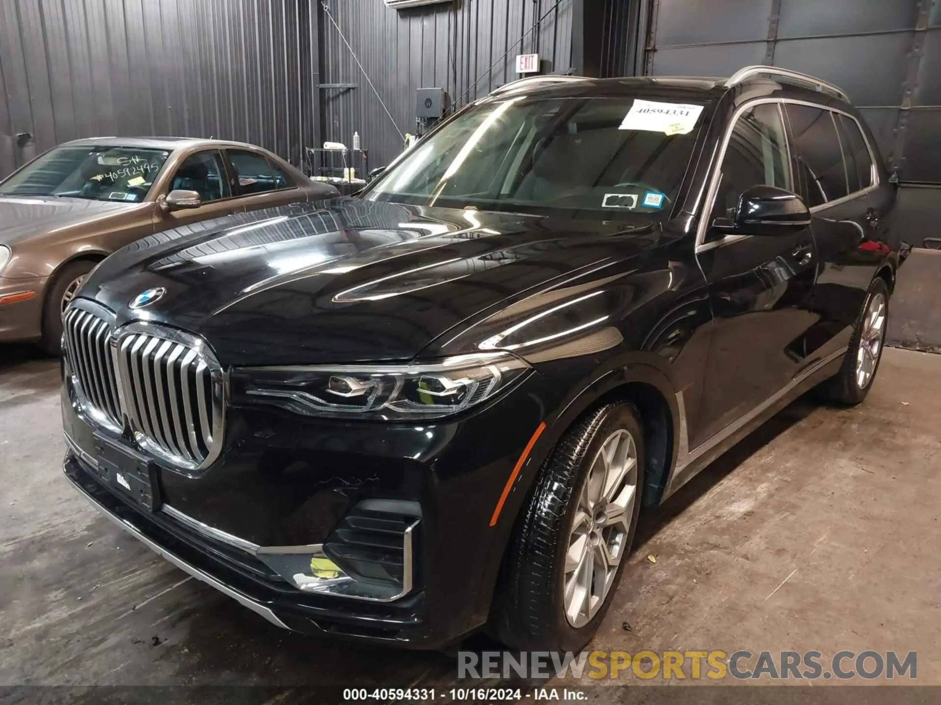 2 fotografías del automóvil dañado 5UXCW2C02L9A01896 BMW X7 2020