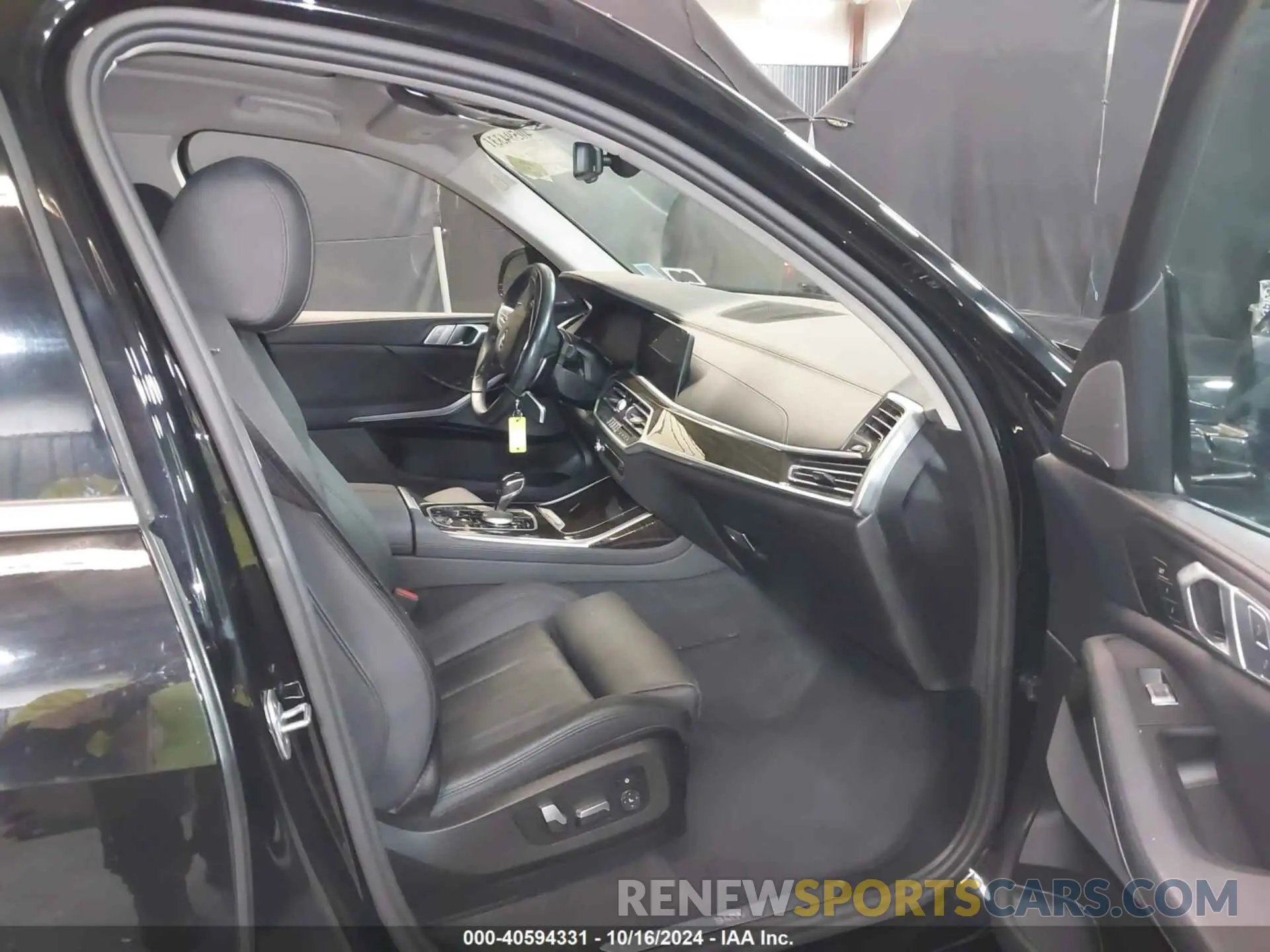 5 fotografías del automóvil dañado 5UXCW2C02L9A01896 BMW X7 2020