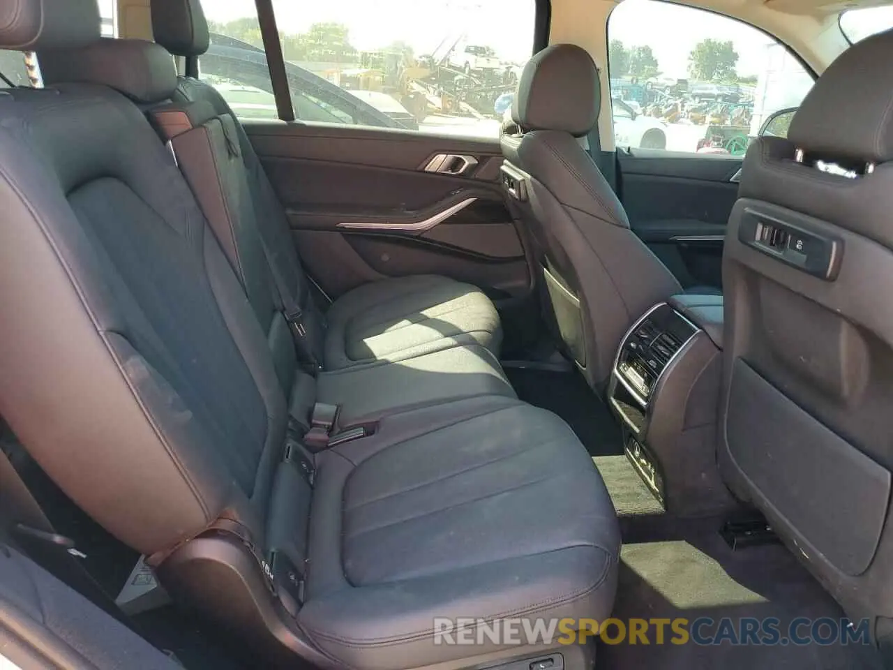 11 fotografías del automóvil dañado 5UXCW2C02L9A01946 BMW X7 2020