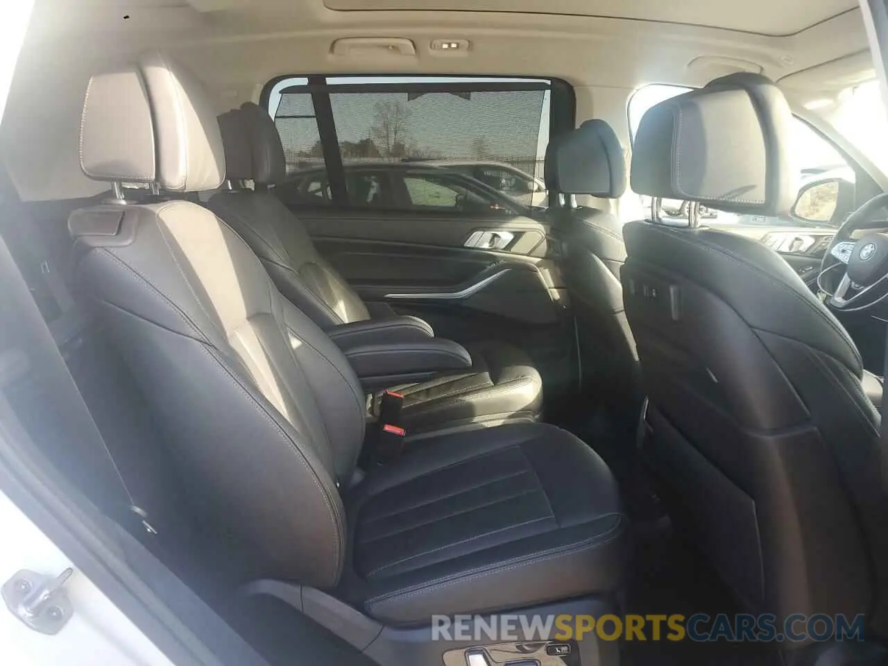 11 fotografías del automóvil dañado 5UXCW2C02L9B18622 BMW X7 2020