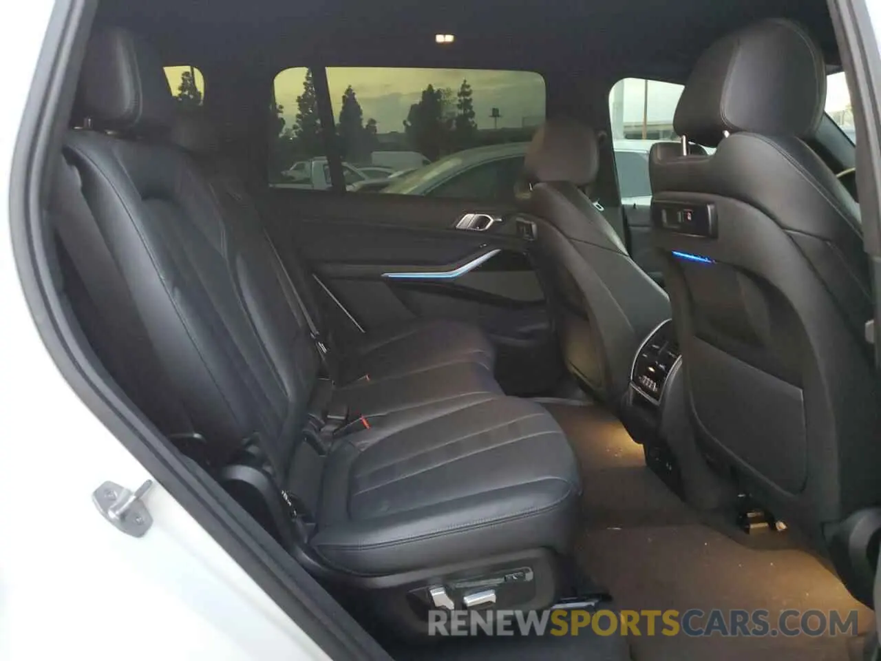 11 fotografías del automóvil dañado 5UXCW2C07L9A02753 BMW X7 2020