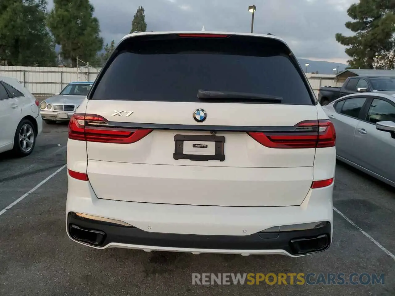 6 fotografías del automóvil dañado 5UXCW2C07L9A02753 BMW X7 2020