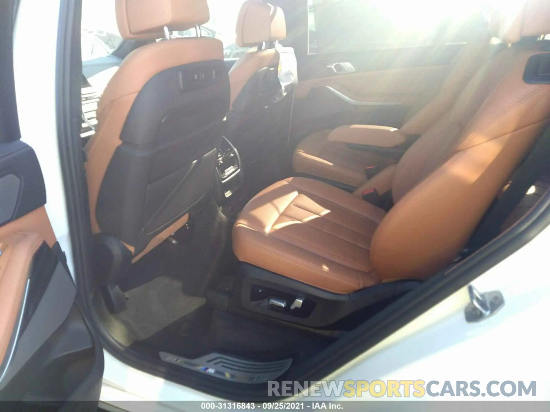 8 fotografías del automóvil dañado 5UXCW2C07L9C55782 BMW X7 2020