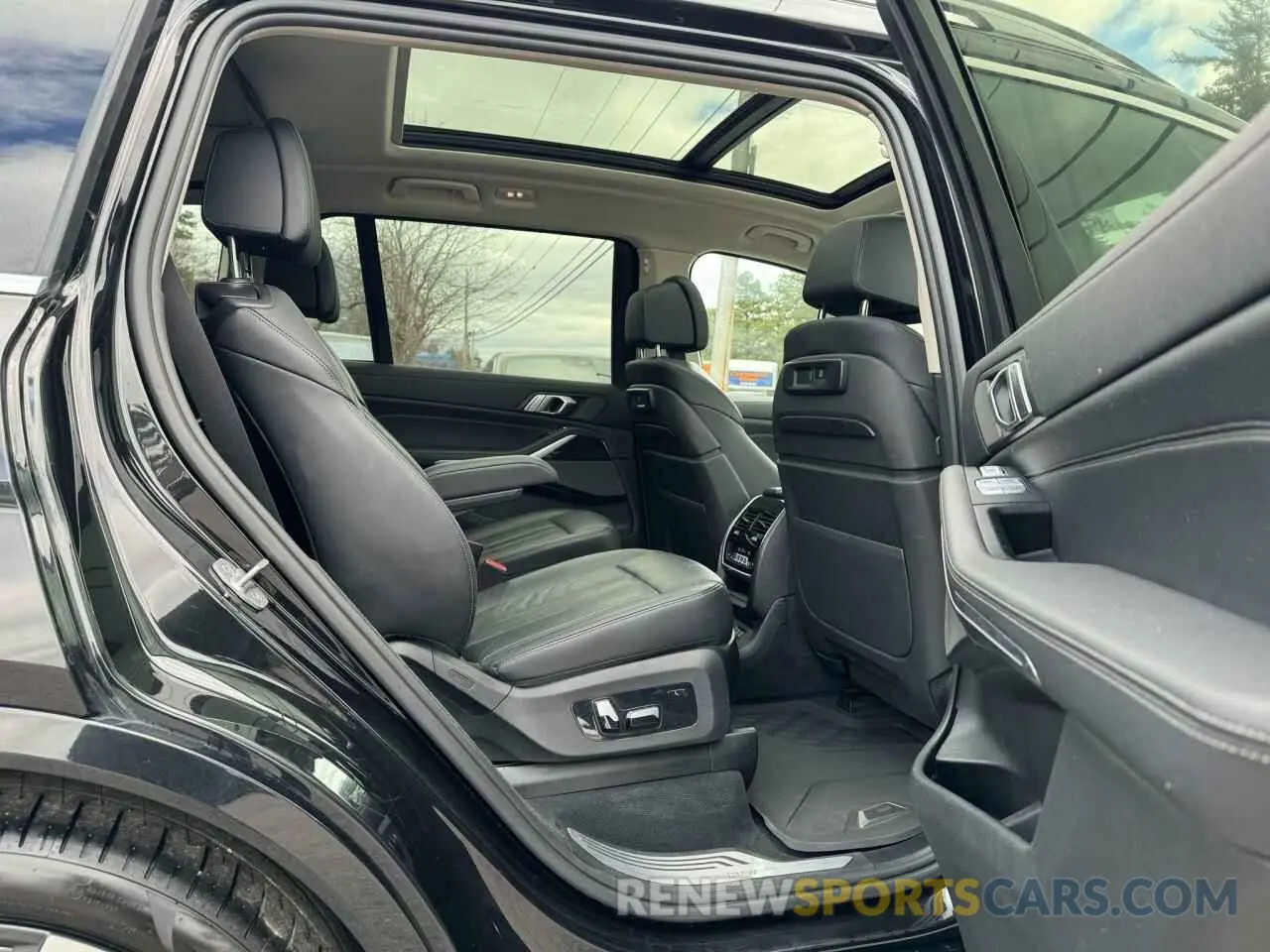 6 fotografías del automóvil dañado 5UXCW2C08L9B71471 BMW X7 2020