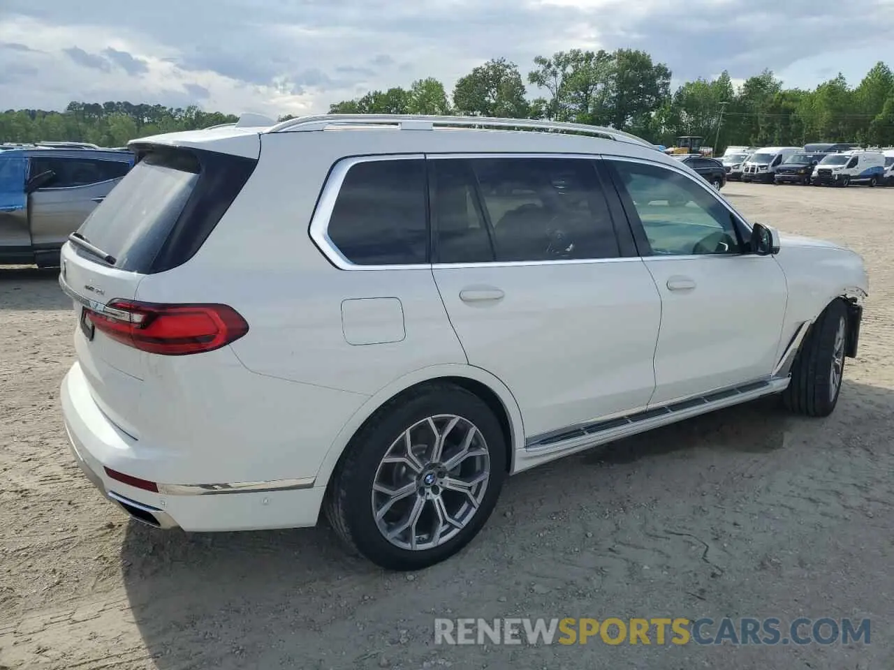 3 fotografías del automóvil dañado 5UXCX4C02LLS39370 BMW X7 2020