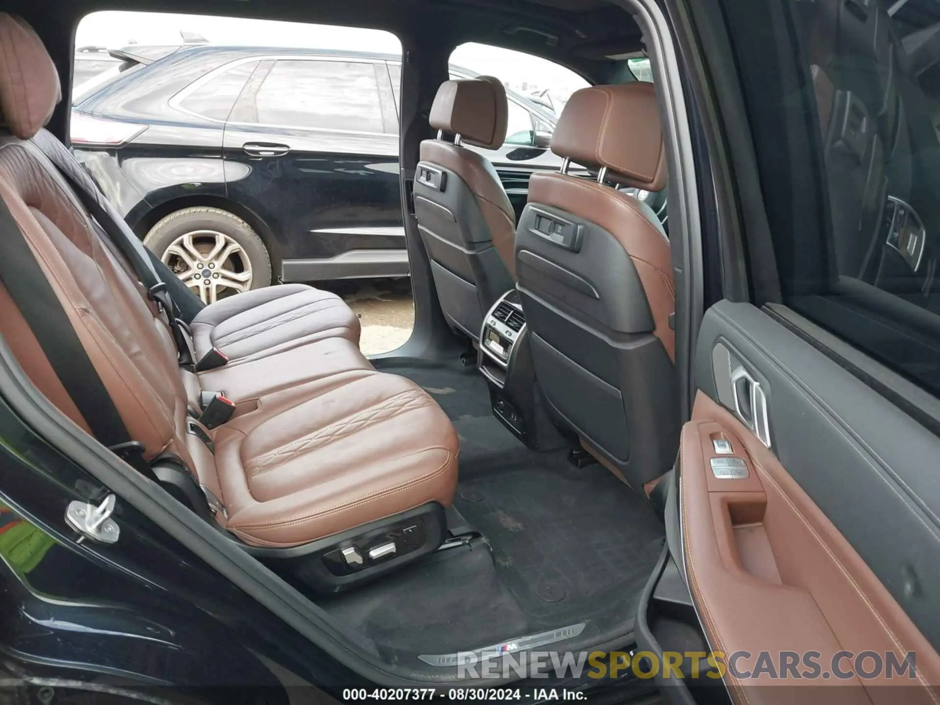 8 fotografías del automóvil dañado 5UXCX6C0XL9B83397 BMW X7 2020