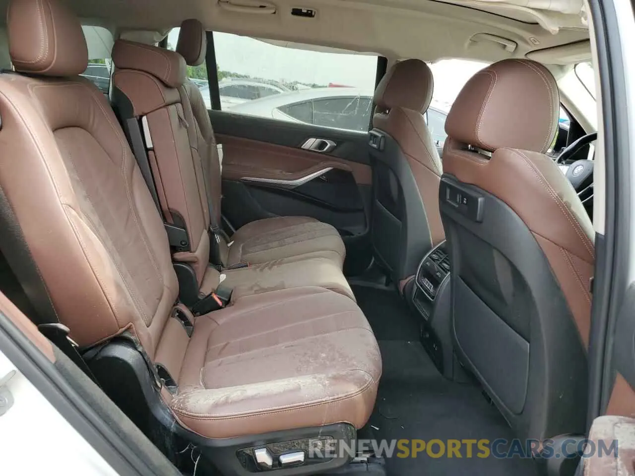 11 fotografías del automóvil dañado 5UXCW2C00M9E83530 BMW X7 2021