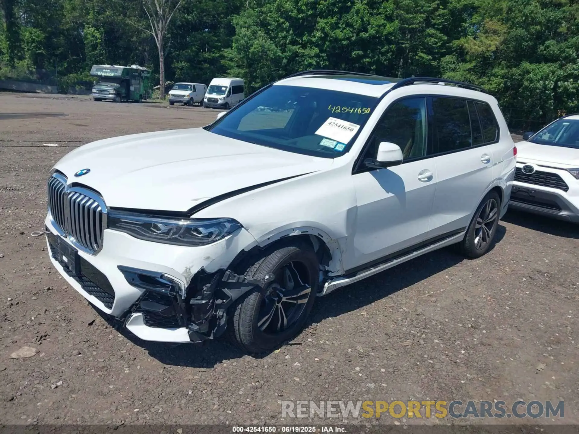 2 fotografías del automóvil dañado 5UXCW2C03M9D86936 BMW X7 2021