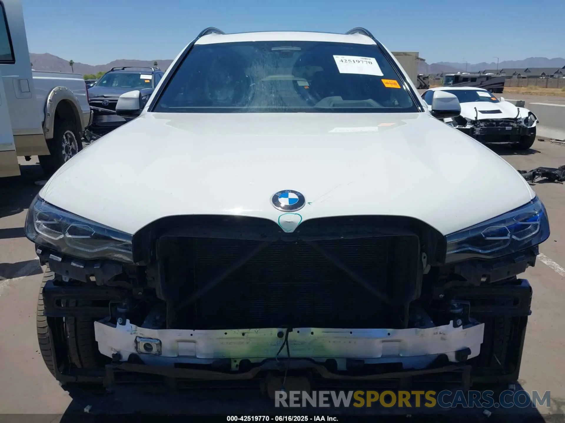 13 fotografías del automóvil dañado 5UXCW2C04M9E25551 BMW X7 2021