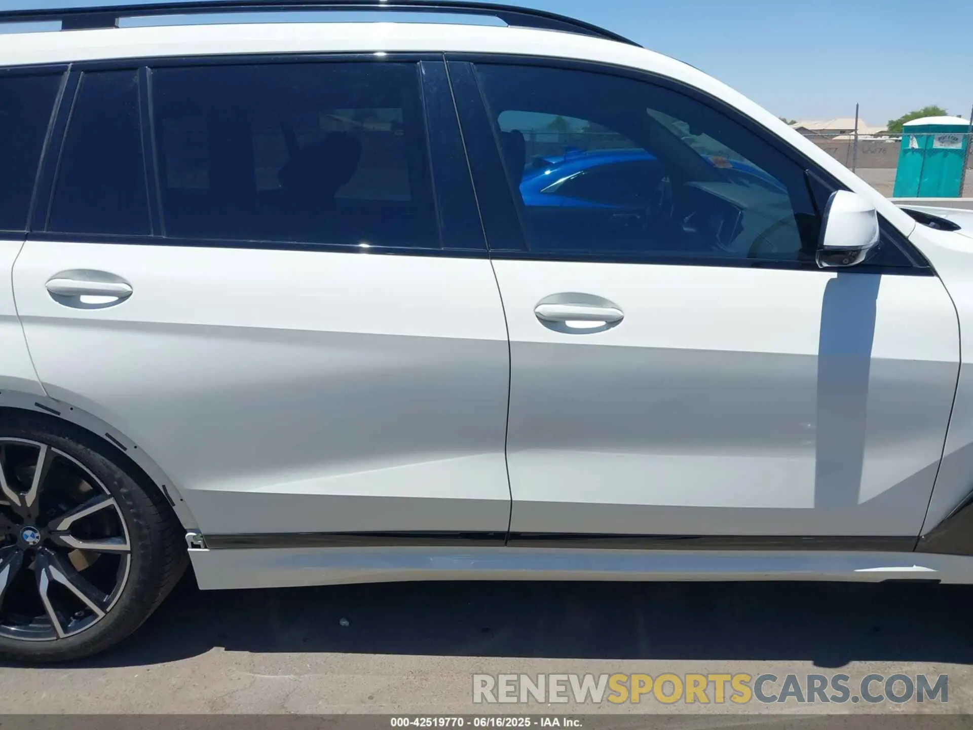 14 fotografías del automóvil dañado 5UXCW2C04M9E25551 BMW X7 2021