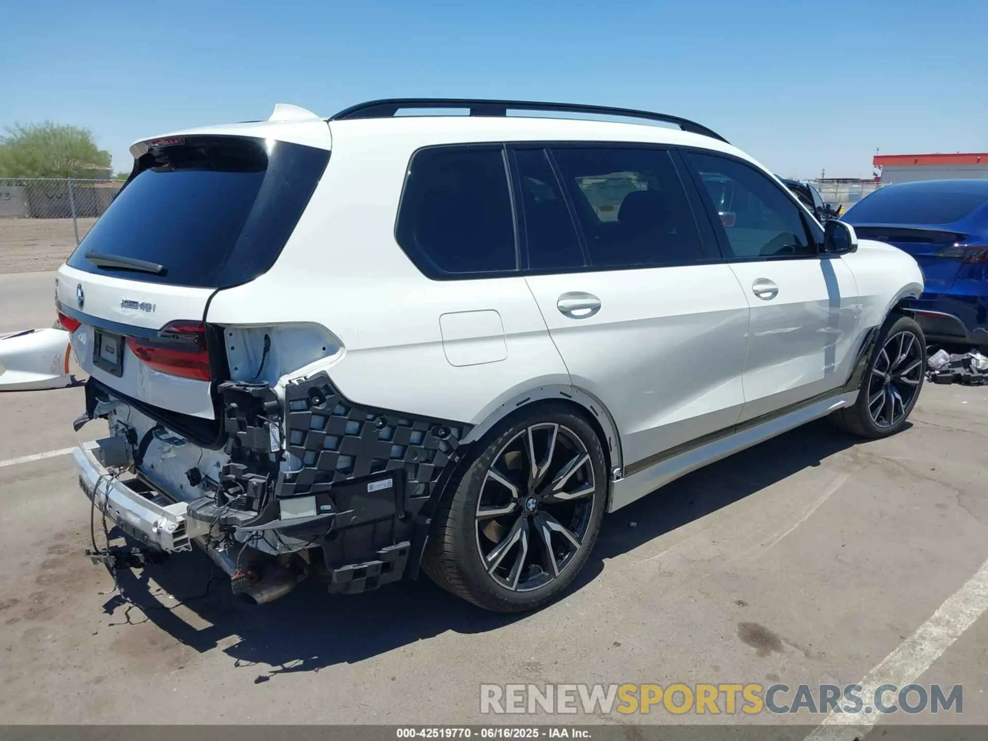 4 fotografías del automóvil dañado 5UXCW2C04M9E25551 BMW X7 2021