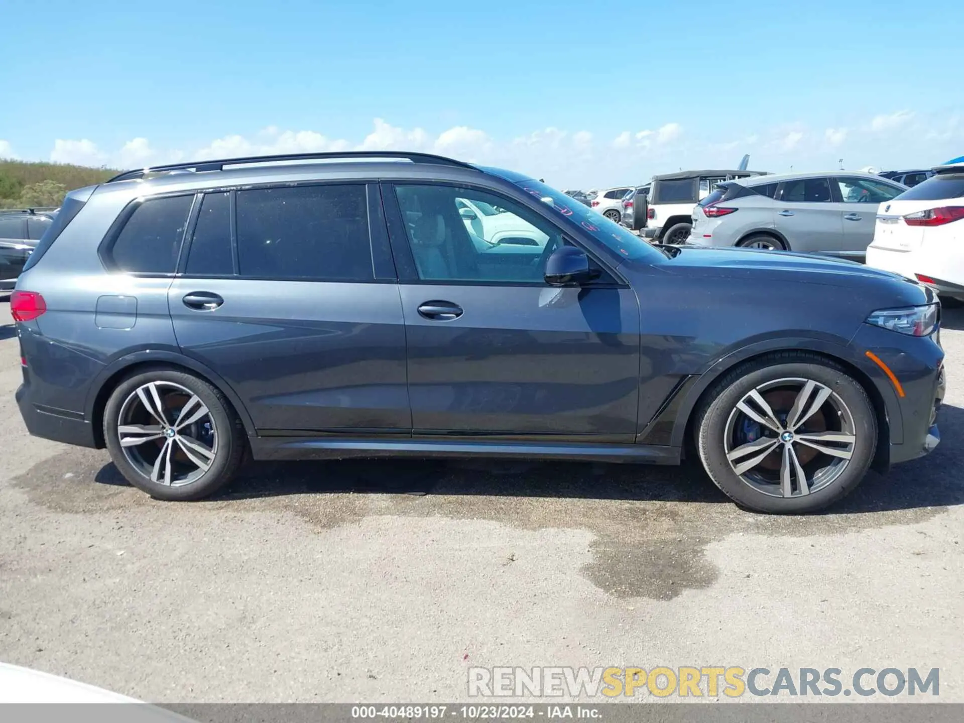 13 fotografías del automóvil dañado 5UXCW2C05M9H29648 BMW X7 2021