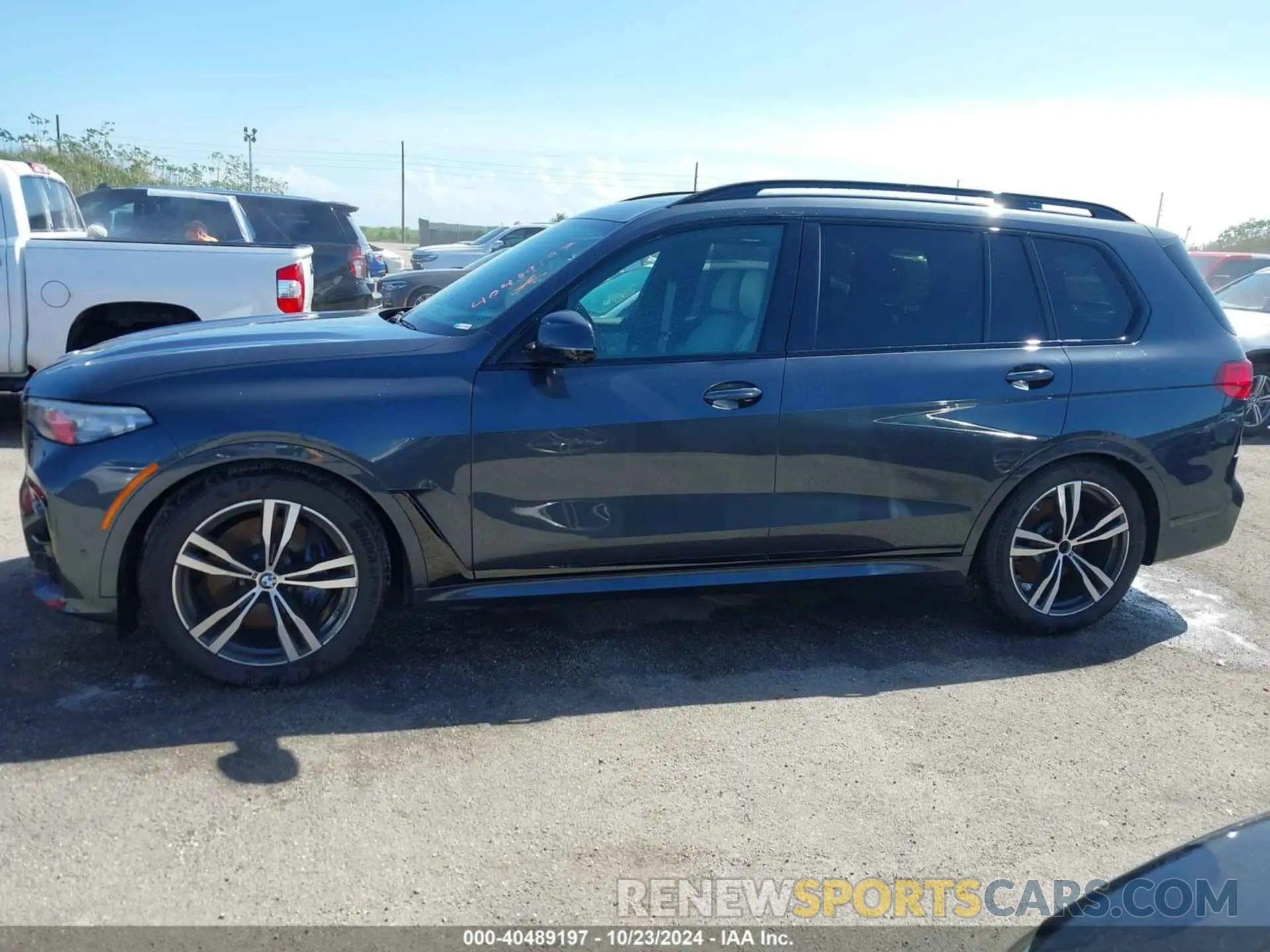 14 fotografías del automóvil dañado 5UXCW2C05M9H29648 BMW X7 2021