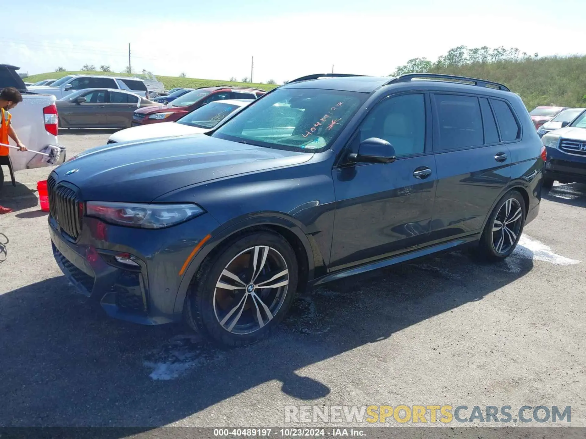 2 fotografías del automóvil dañado 5UXCW2C05M9H29648 BMW X7 2021