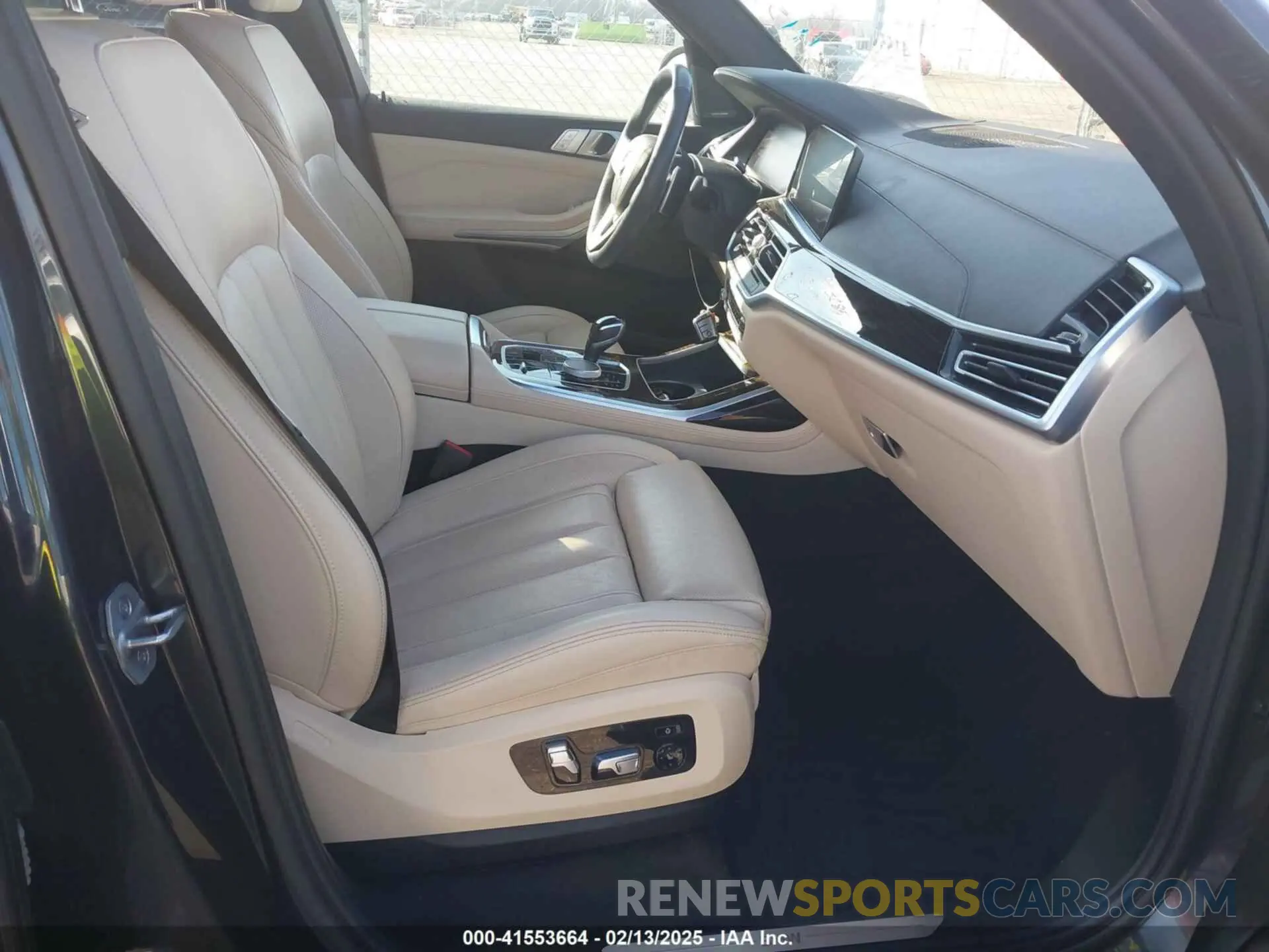 5 fotografías del automóvil dañado 5UXCW2C06M9H03043 BMW X7 2021