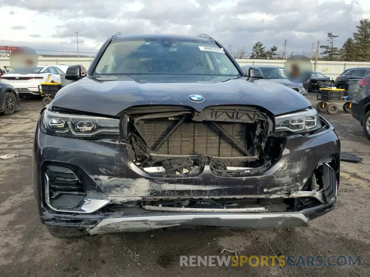 5 fotografías del automóvil dañado 5UXCW2C08M9F01630 BMW X7 2021