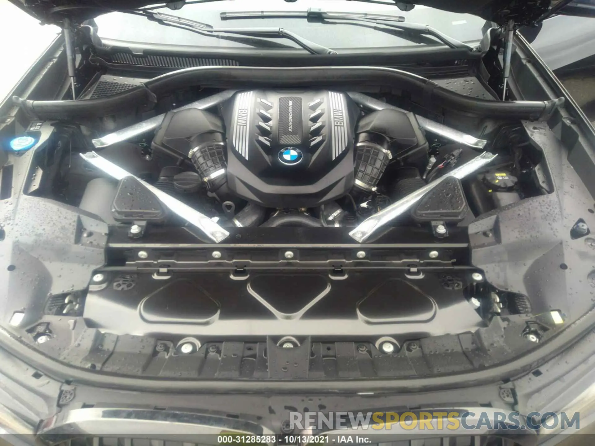 10 fotografías del automóvil dañado 5UXCX6C07M9H48111 BMW X7 2021