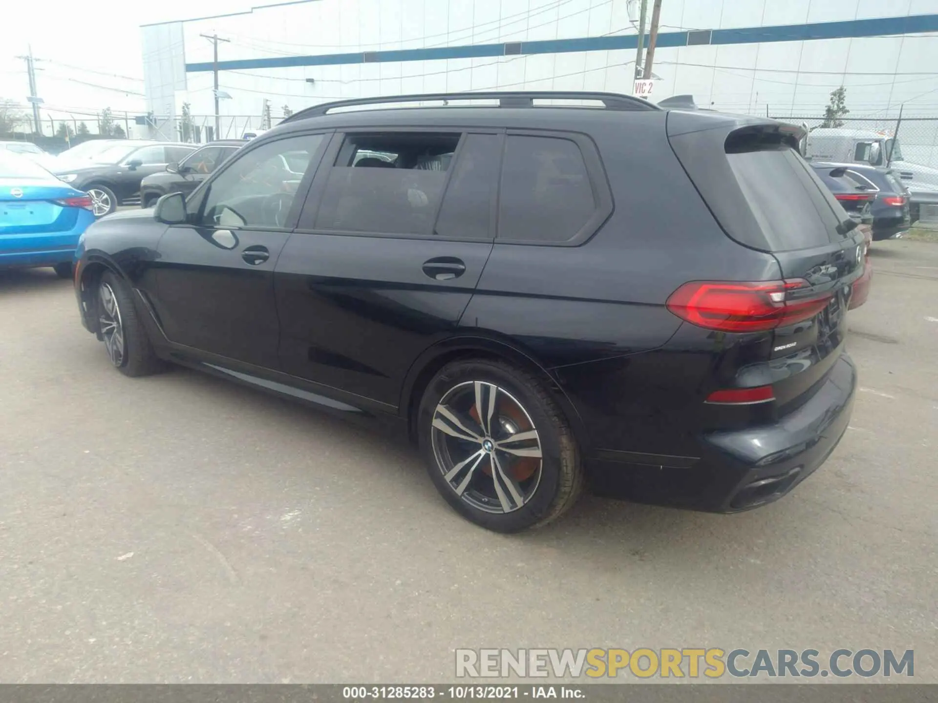 3 fotografías del automóvil dañado 5UXCX6C07M9H48111 BMW X7 2021