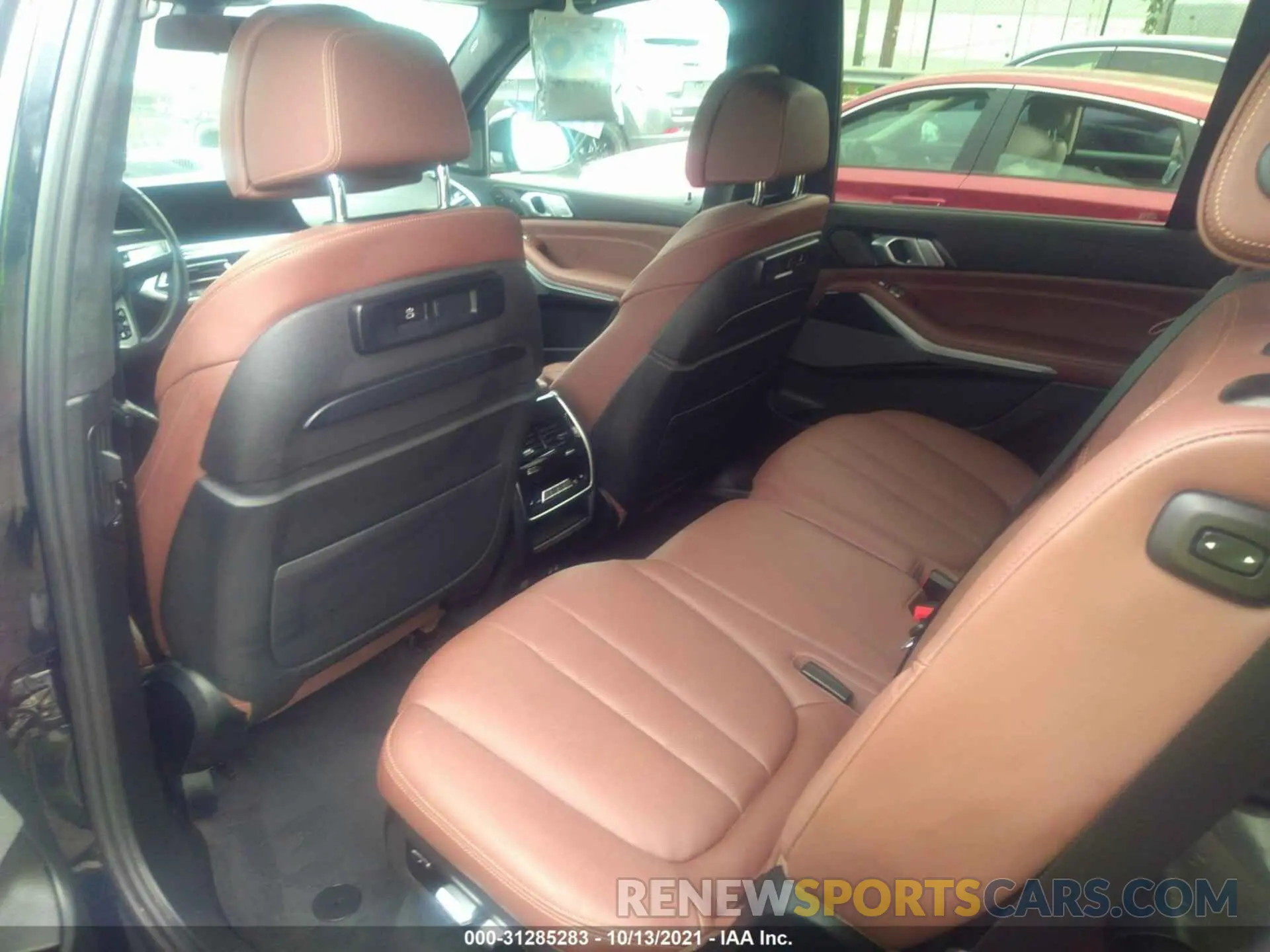 8 fotografías del automóvil dañado 5UXCX6C07M9H48111 BMW X7 2021