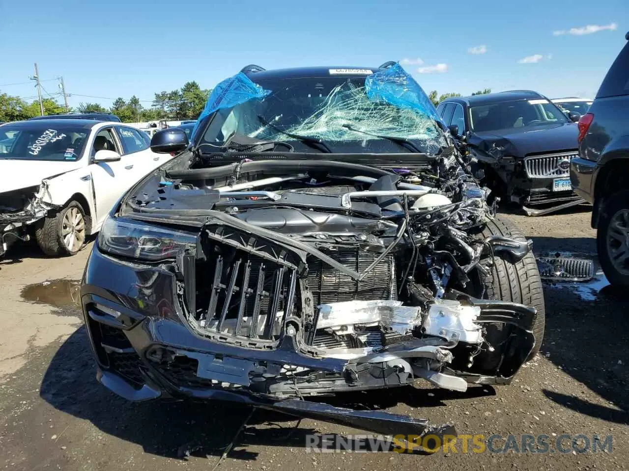 5 fotografías del automóvil dañado 5UXCW2C03N9L08641 BMW X7 2022