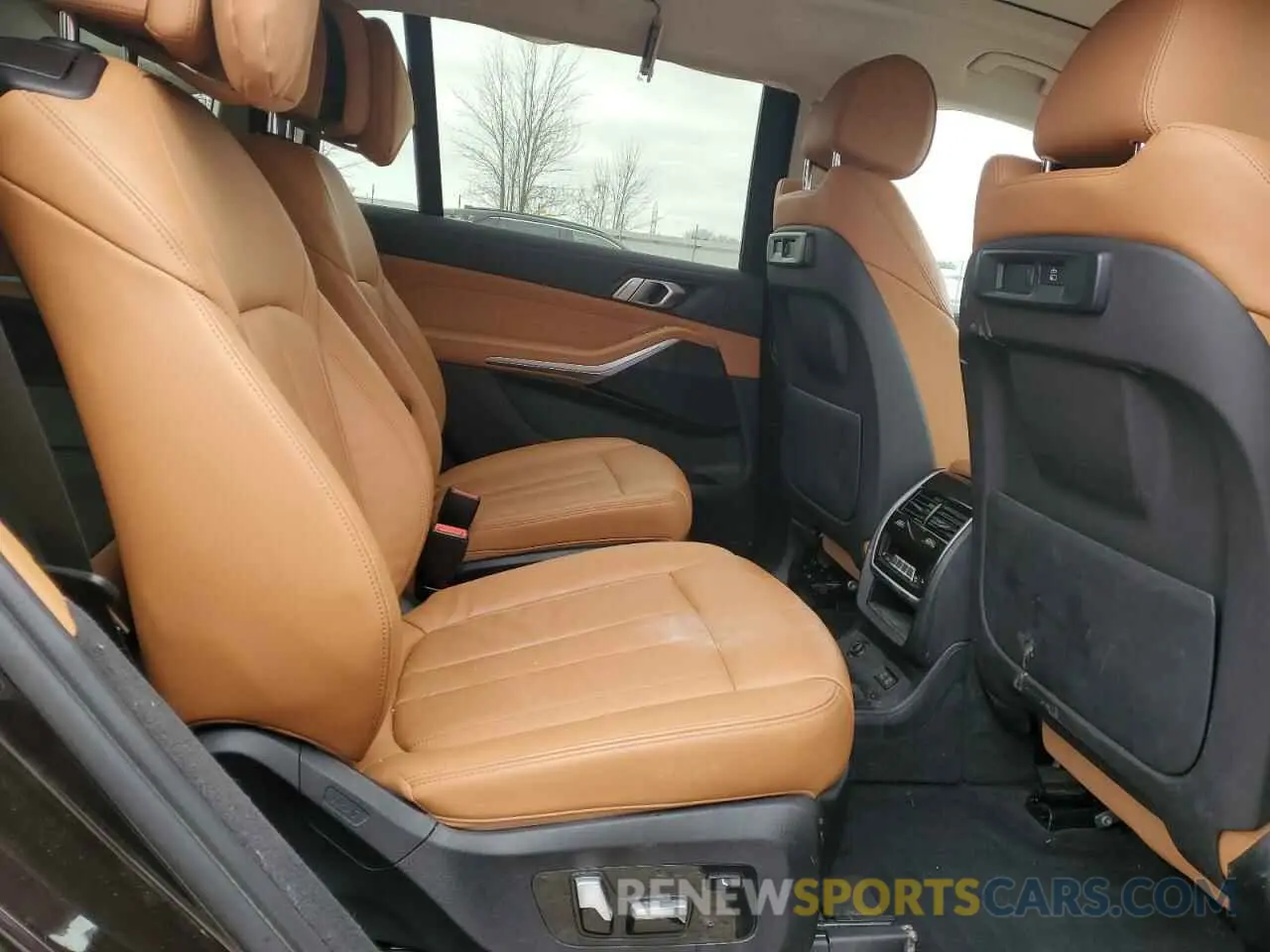 11 fotografías del automóvil dañado 5UXCW2C04N9M75073 BMW X7 2022