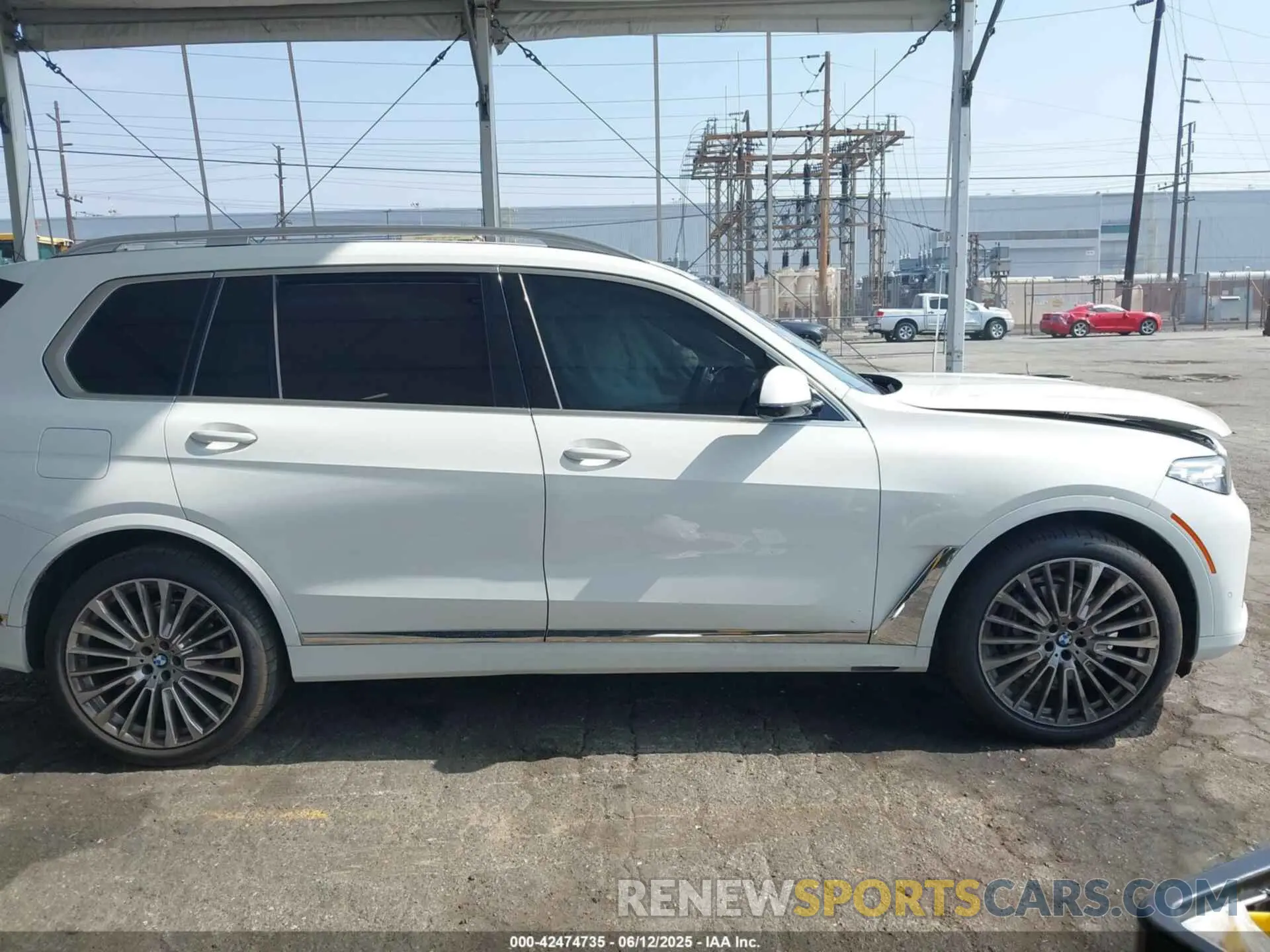 14 fotografías del automóvil dañado 5UXCW2C05N9K94760 BMW X7 2022