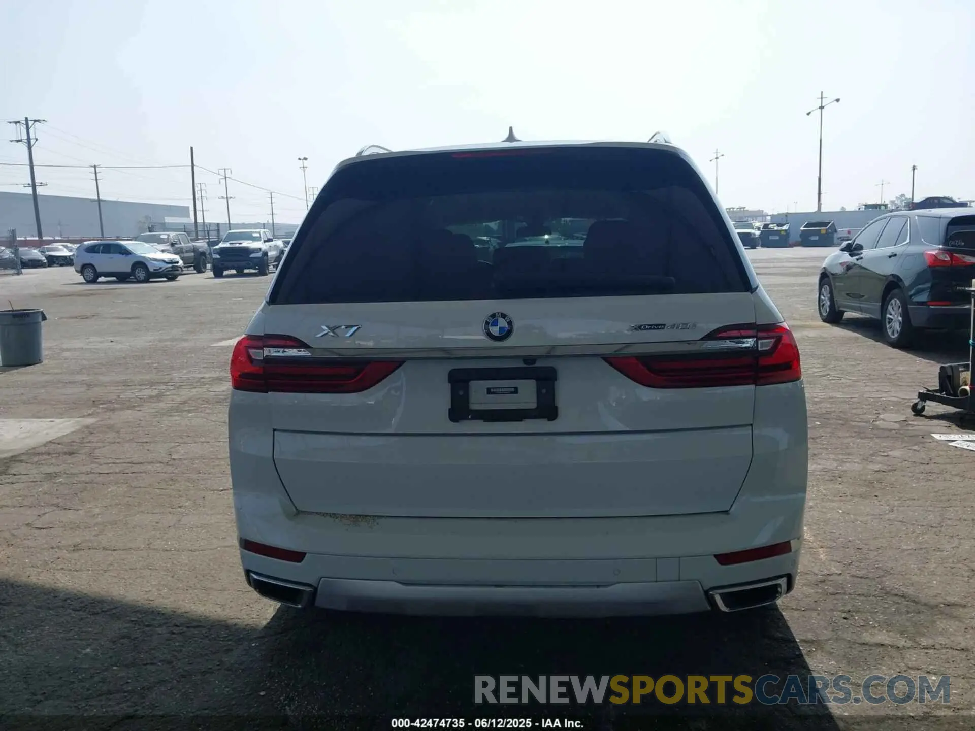 17 fotografías del automóvil dañado 5UXCW2C05N9K94760 BMW X7 2022