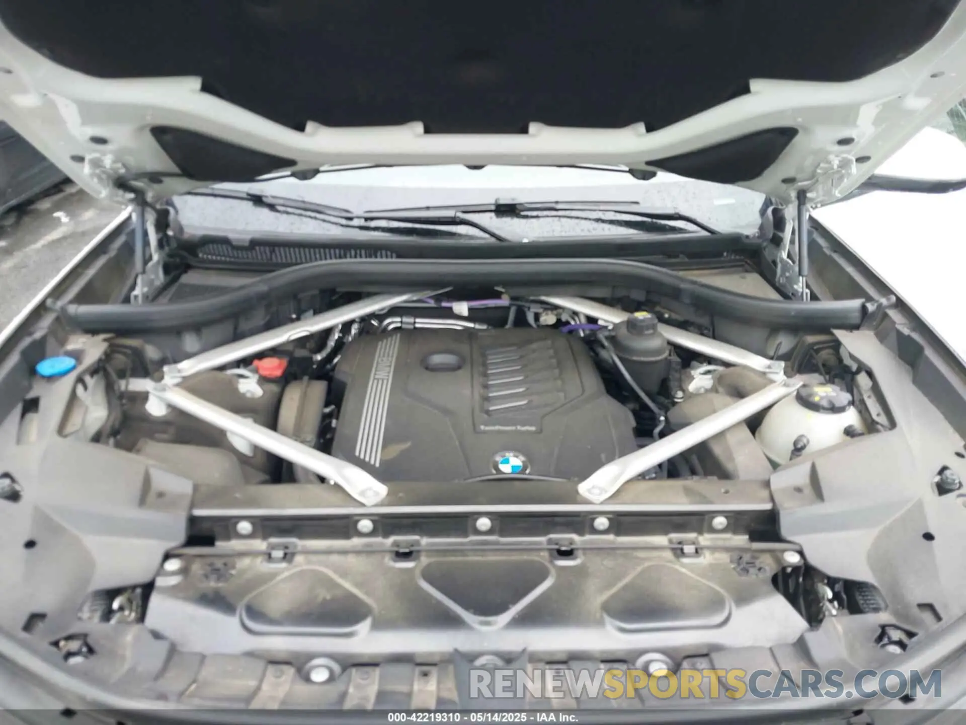 10 fotografías del automóvil dañado 5UXCW2C06N9N07716 BMW X7 2022