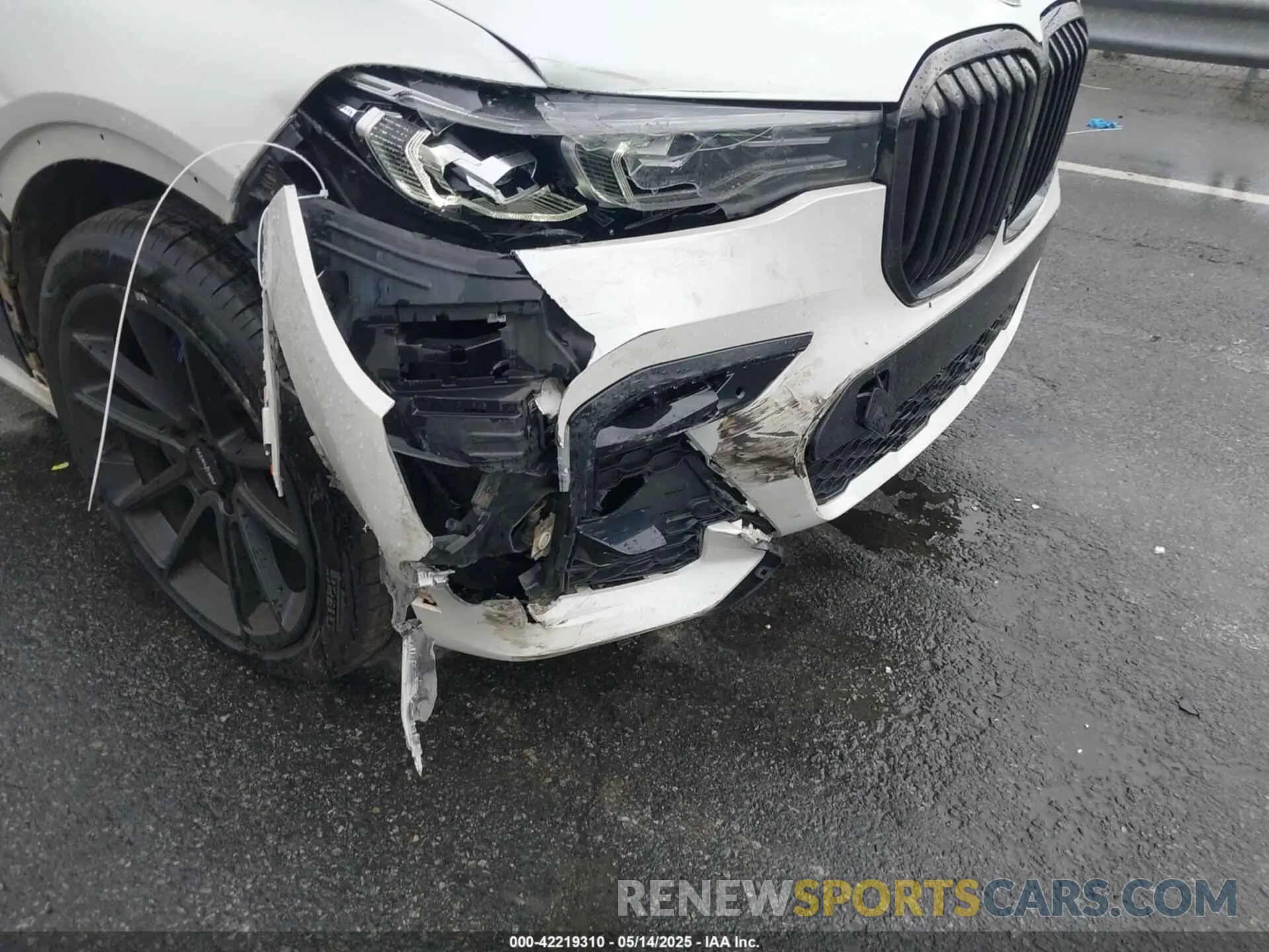 18 fotografías del automóvil dañado 5UXCW2C06N9N07716 BMW X7 2022