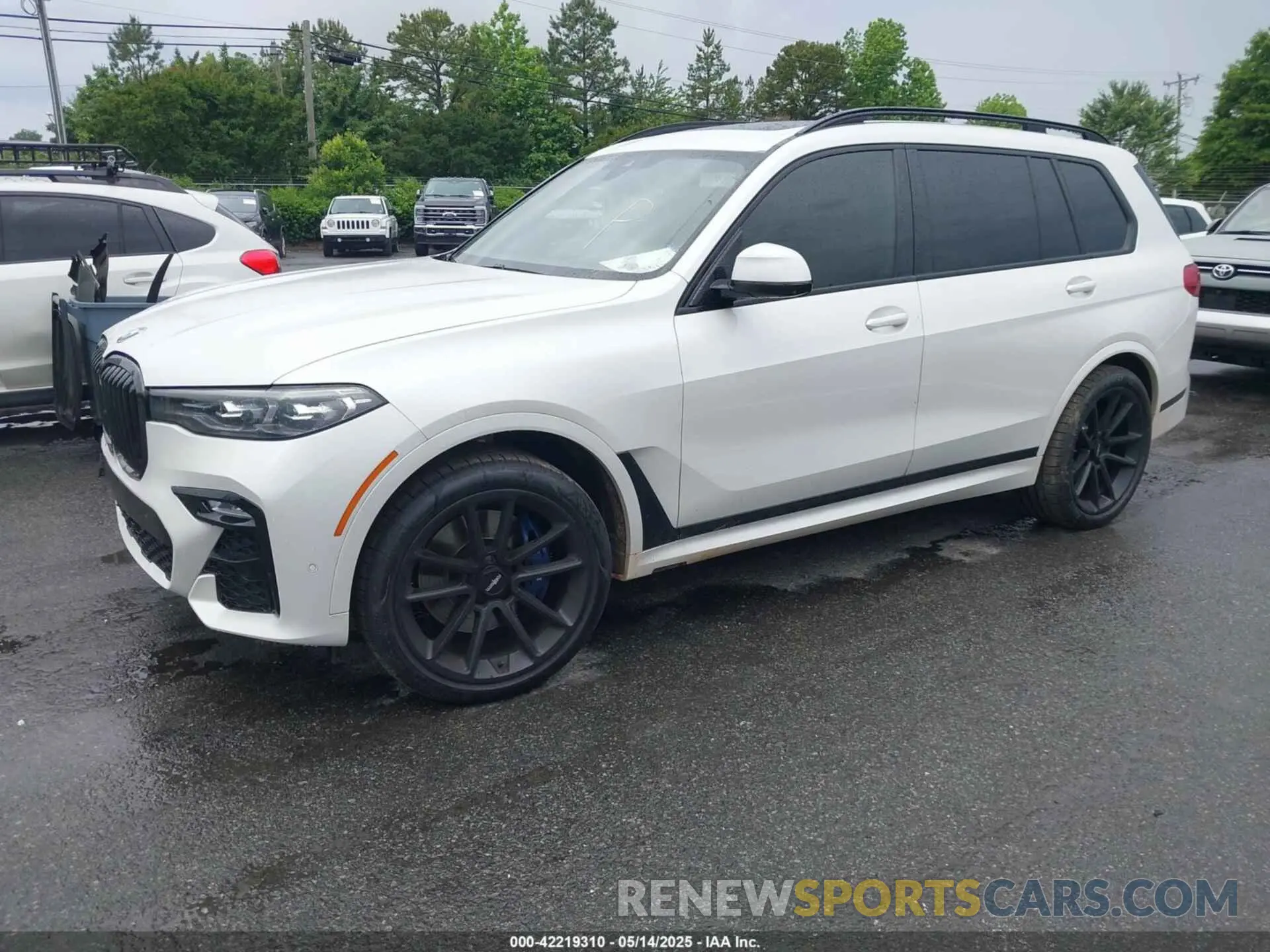 2 fotografías del automóvil dañado 5UXCW2C06N9N07716 BMW X7 2022
