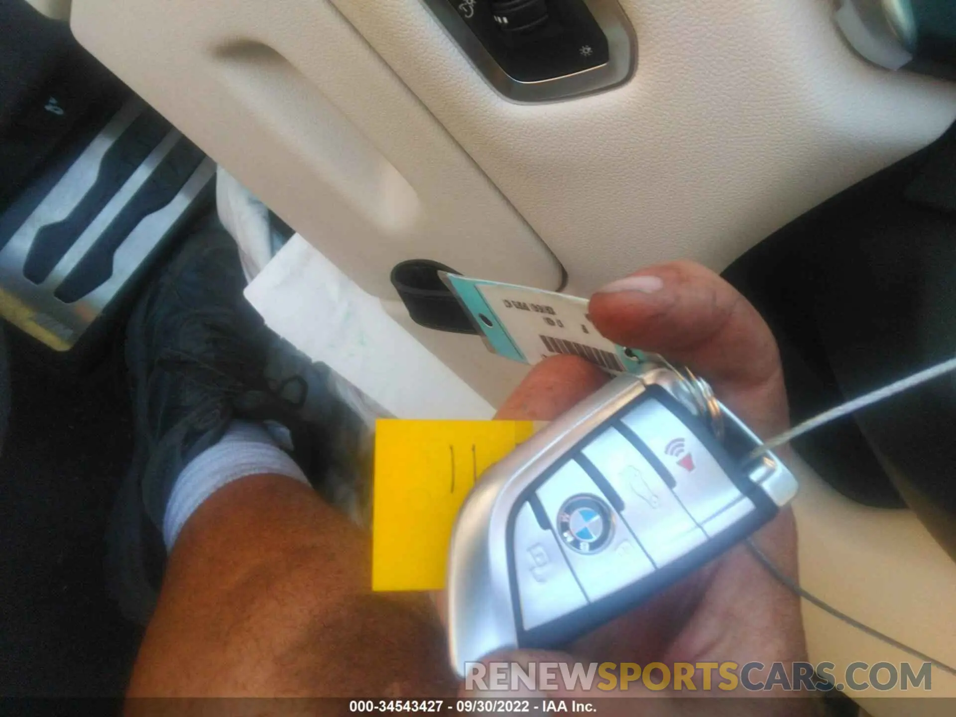 11 fotografías del automóvil dañado 5UXCW2C07N9M82230 BMW X7 2022