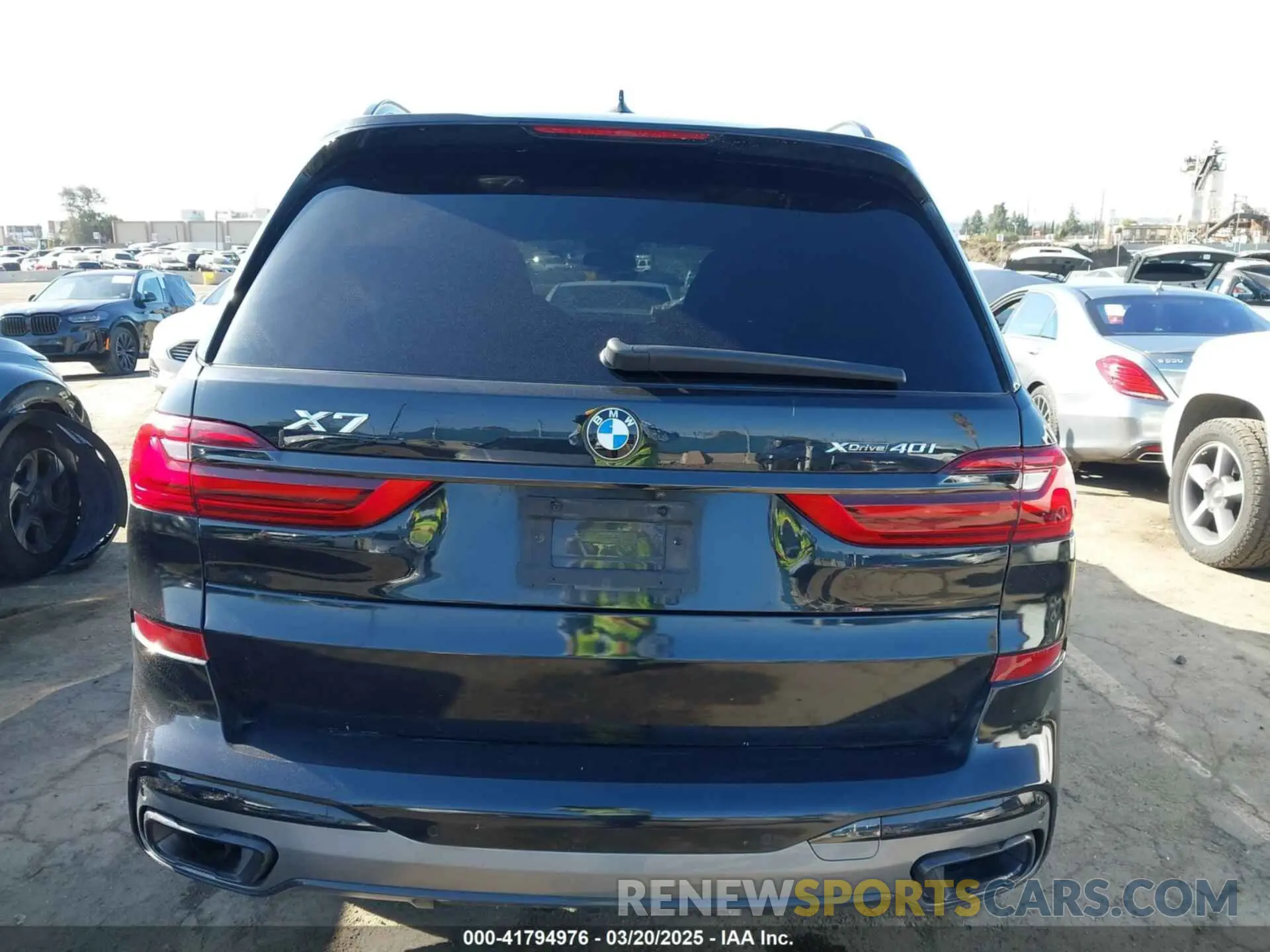 17 fotografías del automóvil dañado 5UXCW2C09N9K56397 BMW X7 2022