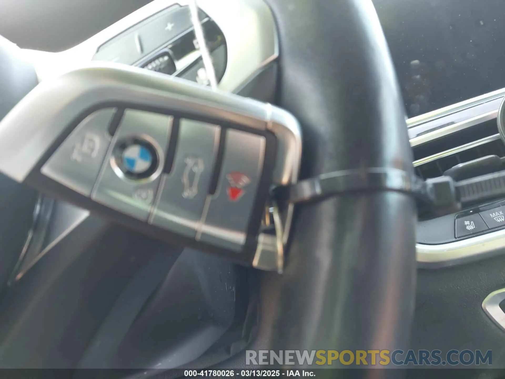 11 fotografías del automóvil dañado 5UXCX6C03N9M51772 BMW X7 2022