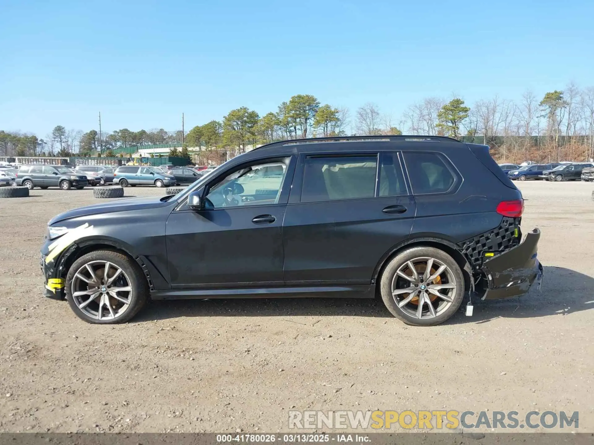 14 fotografías del automóvil dañado 5UXCX6C03N9M51772 BMW X7 2022