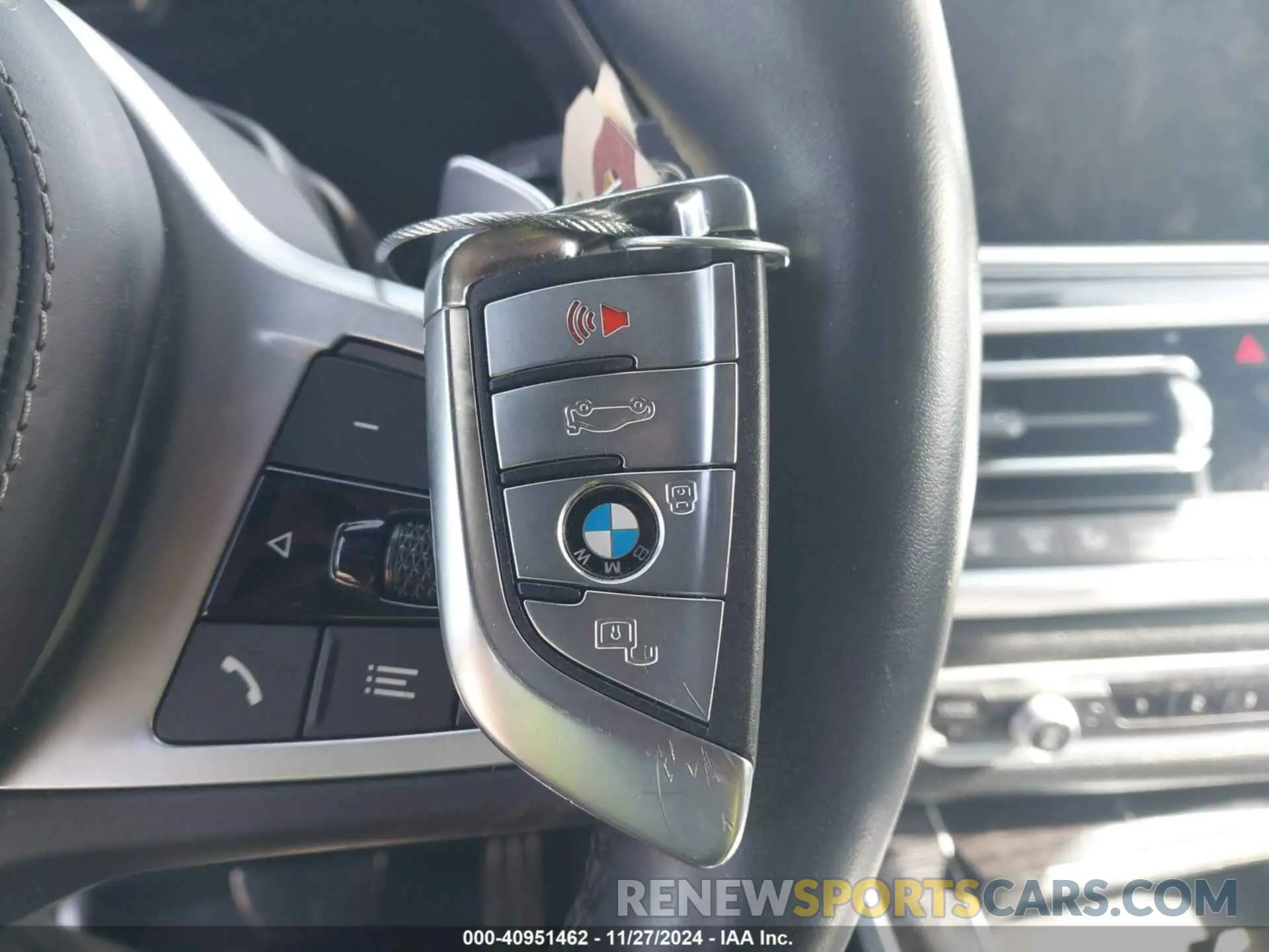 11 fotografías del automóvil dañado 5UXCX6C07N9M61561 BMW X7 2022