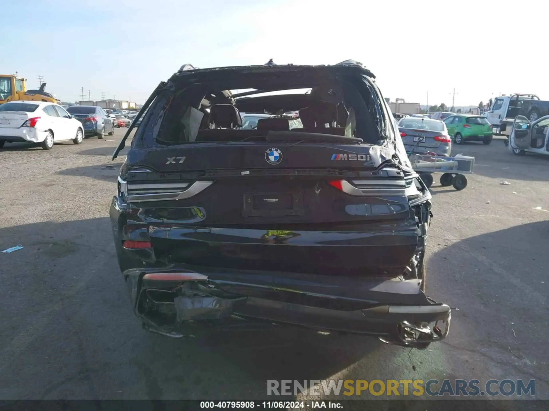 15 fotografías del automóvil dañado 5UXCX6C08N9M65716 BMW X7 2022