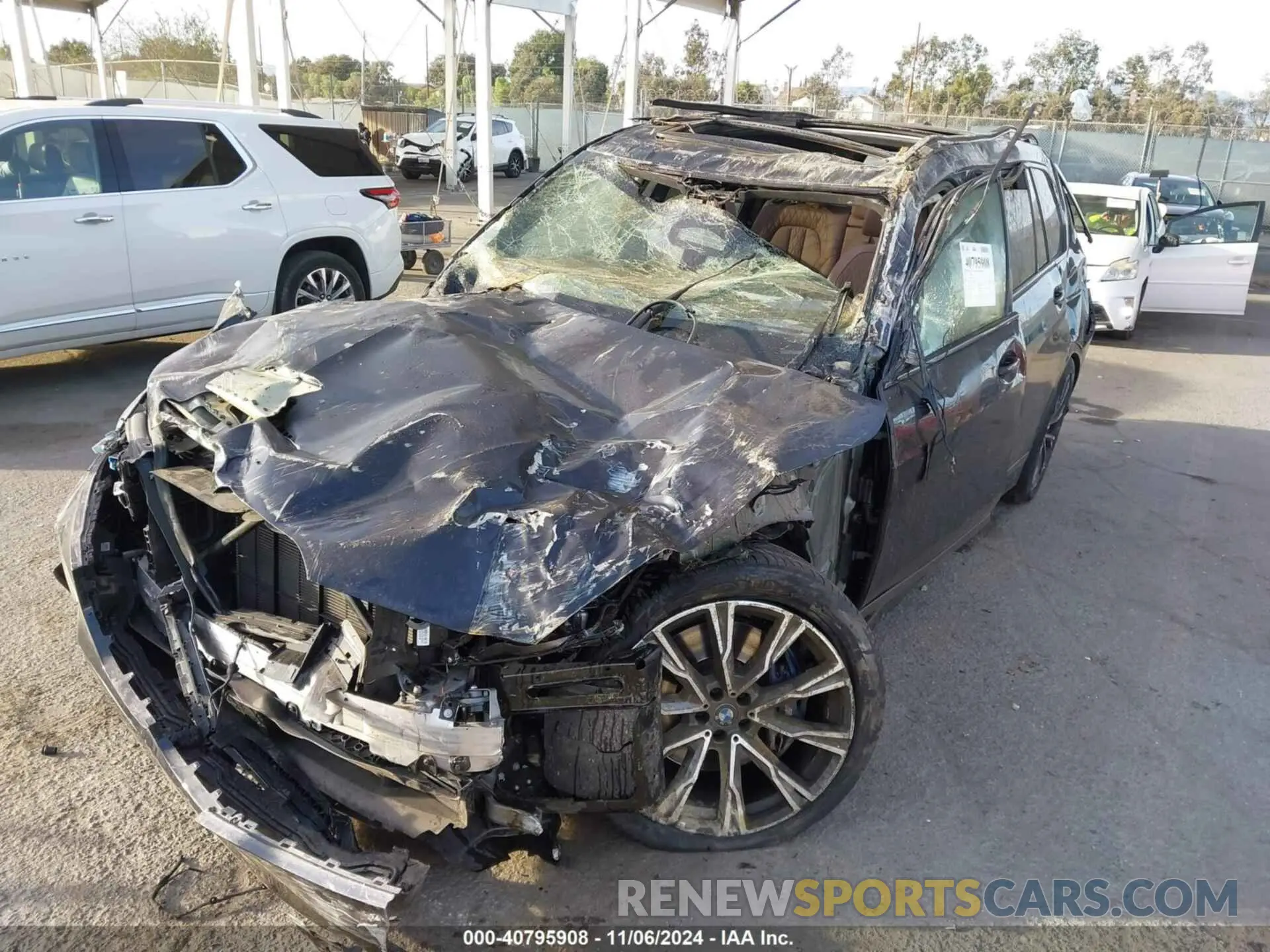 6 fotografías del automóvil dañado 5UXCX6C08N9M65716 BMW X7 2022