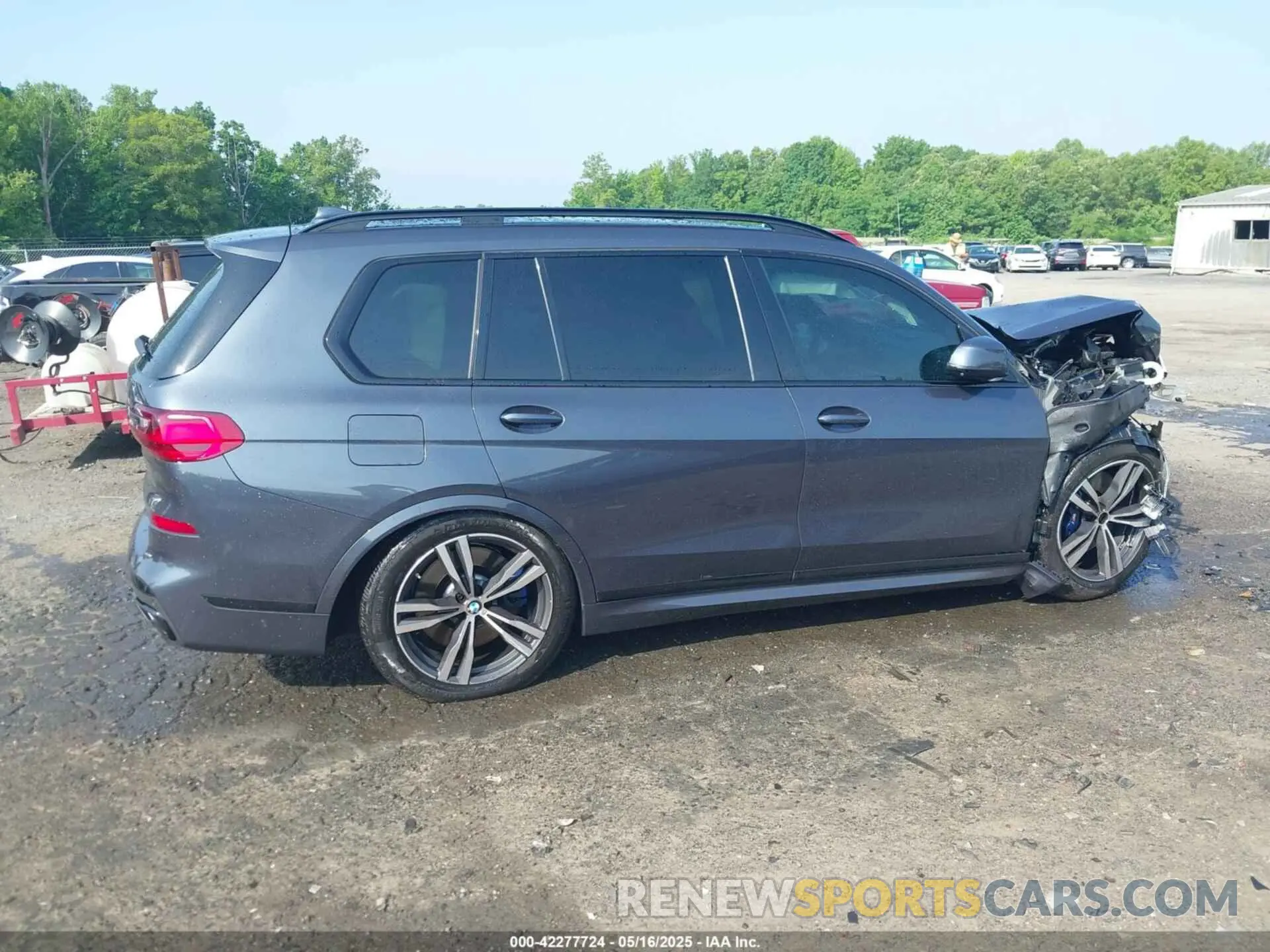 14 fotografías del automóvil dañado 5UXCX6C09N9J33266 BMW X7 2022