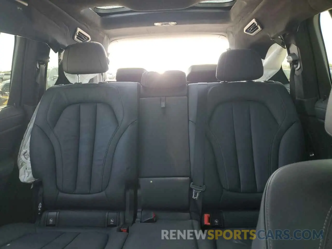 10 fotografías del automóvil dañado 5UXCX6C0XN9M94389 BMW X7 2022