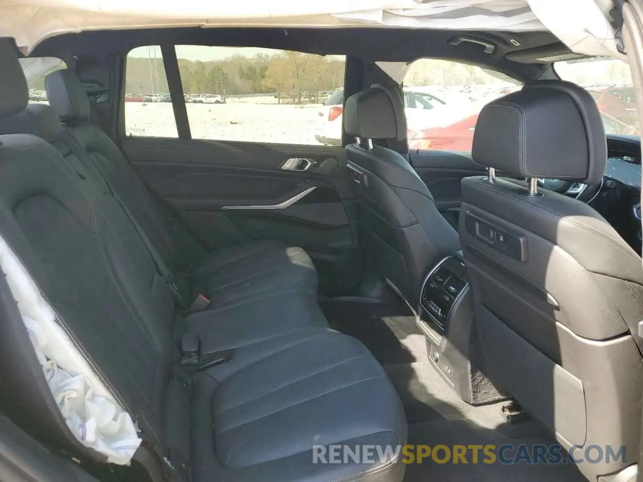 11 fotografías del automóvil dañado 5UXCX6C0XN9M94389 BMW X7 2022