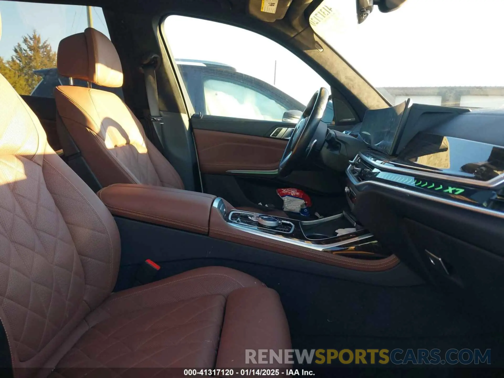 5 fotografías del automóvil dañado 5UX23EM00P9P66175 BMW X7 2023