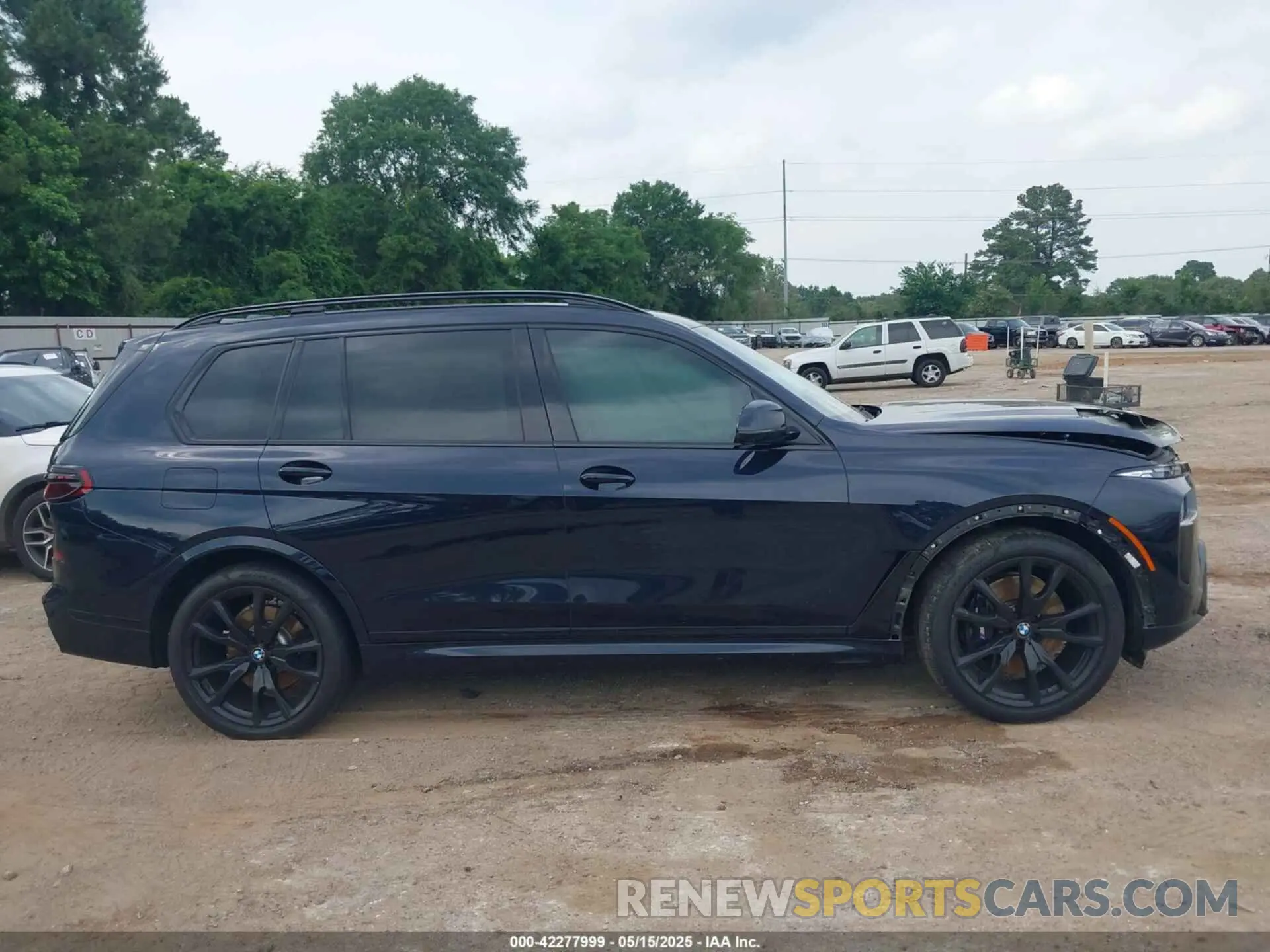 14 fotografías del automóvil dañado 5UX23EM00P9R09660 BMW X7 2023