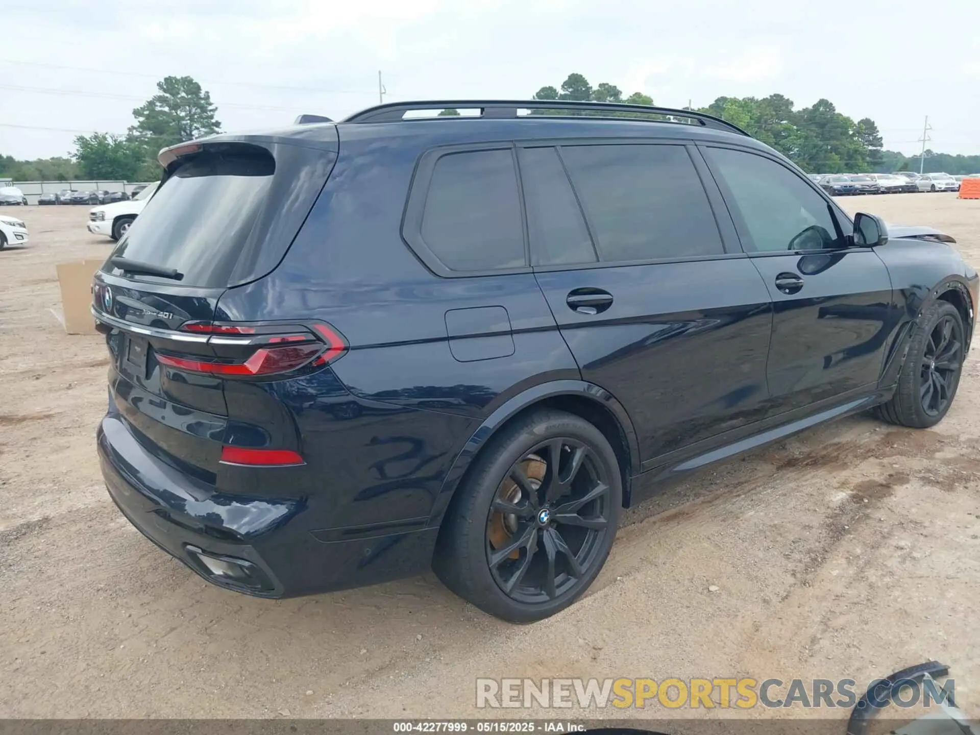 4 fotografías del automóvil dañado 5UX23EM00P9R09660 BMW X7 2023