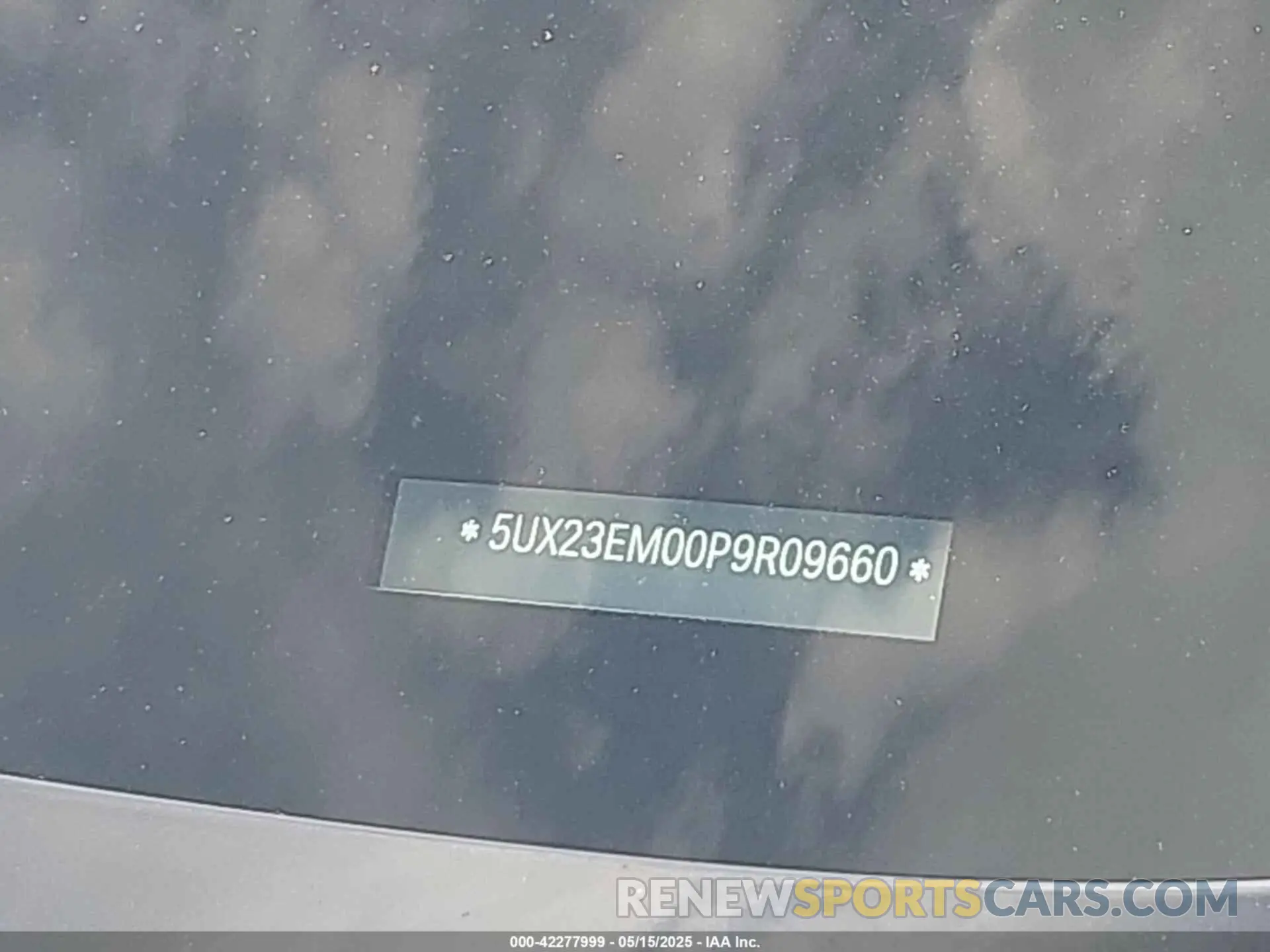 9 fotografías del automóvil dañado 5UX23EM00P9R09660 BMW X7 2023