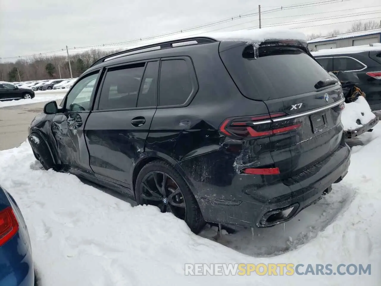 2 fotografías del automóvil dañado 5UX23EM03P9P28696 BMW X7 2023