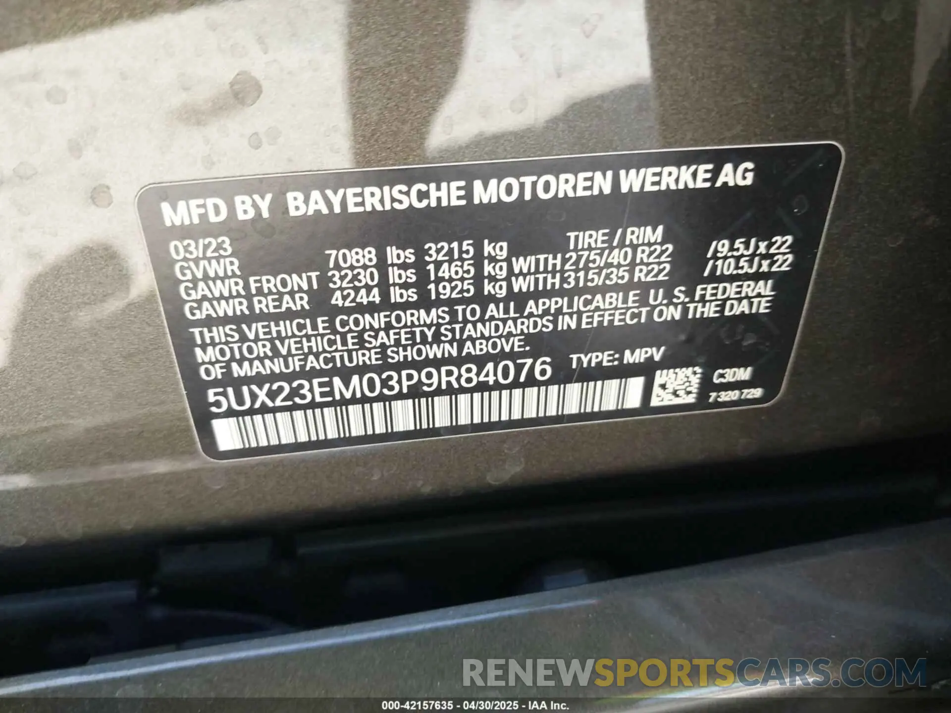 9 fotografías del automóvil dañado 5UX23EM03P9R84076 BMW X7 2023