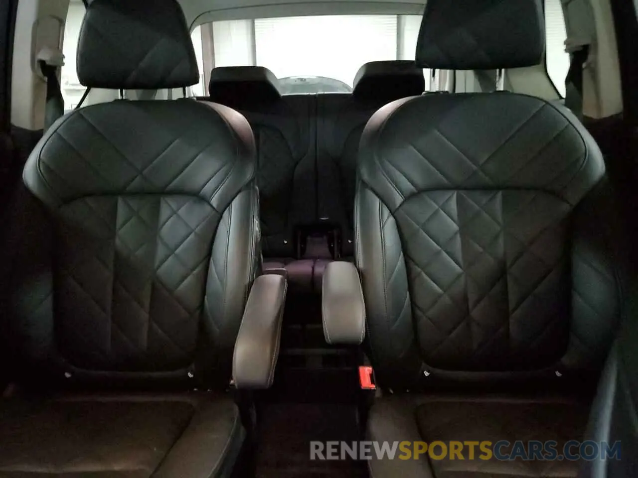 10 fotografías del automóvil dañado 5UX23EM04P9P66602 BMW X7 2023